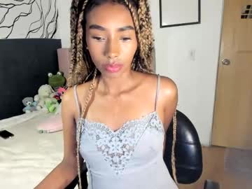 naomii1020