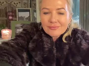 gl1tter_barbie